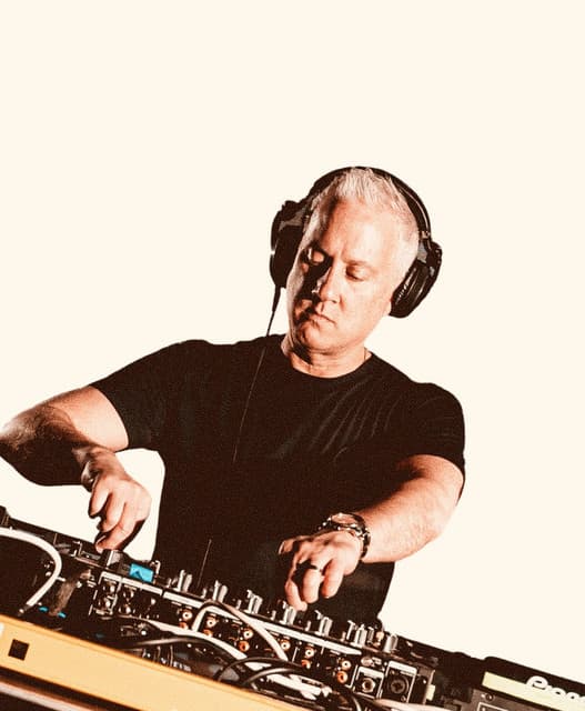 Robbie Rivera