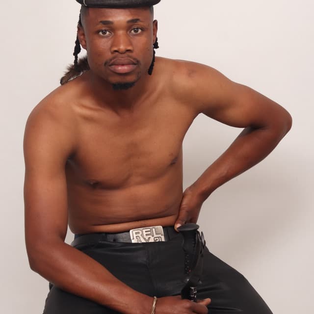 Mphathiwohlelo MC