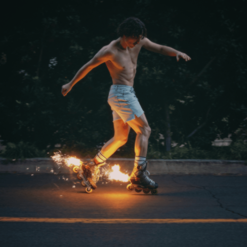 ALBUM: Benson Boone – Fireworks & Rollerblades